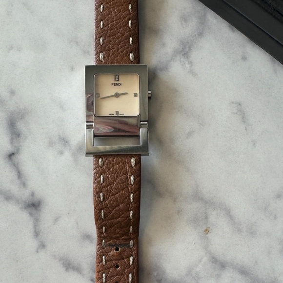 FENDI Olologi Watches Brown/Silver Stainless Steel/leather - Picture 2 of 8